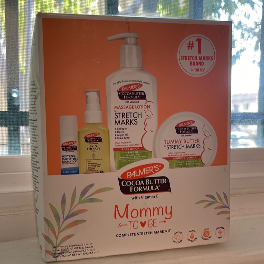 Palmer’s Coco Butter Stretch Mark Kit